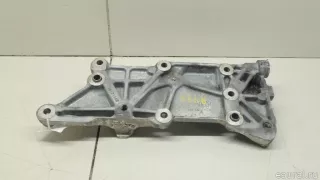 Кронштейн опоры двигателя Porsche Macan restailing 2015г. 94610202530 VAG - Фото 4
