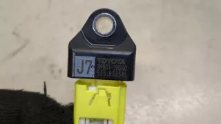8983128040 Датчик удара Toyota Prius 4 Арт 9230162, вид 4
