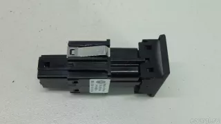 17A963106 VAG Кнопка обогрева сидений Volkswagen Jetta 7 Арт E70643708, вид 6