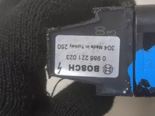 0986221023 Катушка зажигания Seat Ibiza 3 Арт 9230837, вид 3