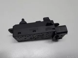 04685780AA Chrysler Блок управления стеклоподъемниками Chrysler Voyager 5 Арт E52386332, вид 3
