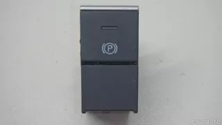17B927225A VAG Кнопка фиксатора стояночного тормоза Volkswagen Jetta 7 Арт E70690497