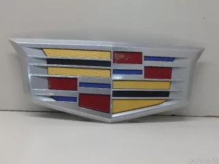 23182045 GM Эмблема Cadillac Escalade 4 Арт E70695781, вид 1