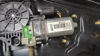 LR002211 Стеклоподъемник правый задний Land Rover Freelander 2 Арт 9240518, вид 2