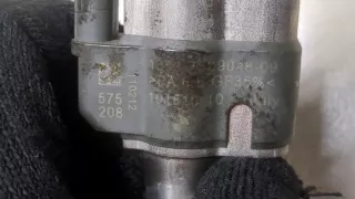 13537589048,7589048 Форсунка BMW 5 E60/E61 Арт 9244559, вид 2
