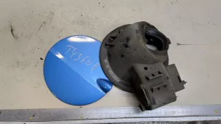 1563211,8M51A27936AB,1537777,8M51F405A02BAXWAA Лючок бензобака синий Ford Focus 3 Арт 9271799, вид 2