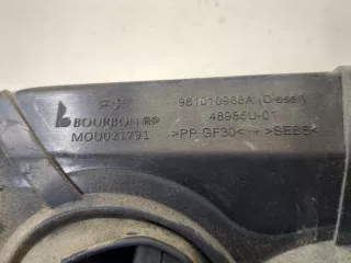 981010968A Лючок бензобака серый Peugeot 3008 2 Арт 9244356, вид 3