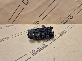 8266033100, 8266033100, 82660-33100 Блок реле и предохранителей Toyota Camry XV30 Арт DN184868, вид 1