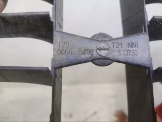 66663482 Решетка бампера BMW 1 F20/F21 Арт VZ217188, вид 3