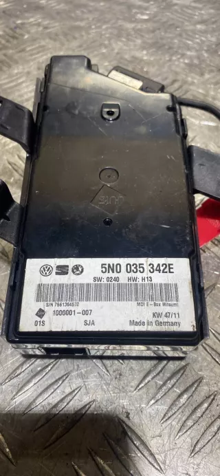 5N0035342E Блок мультимедиа Volkswagen Beetle 2 Арт GRT73248, вид 2