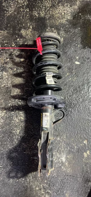  Стойка передняя левая Buick Encore restailing Арт GRT61700