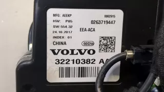 32210382 Щиток приборов (приборная панель) Volvo S90 2 Арт 9304165, вид 3
