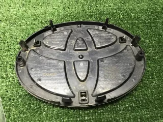 7530160060 Эмблема решетки радиатора Toyota Land Cruiser Prado 150 Арт 0000007024436, вид 2