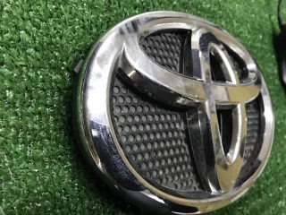 7530160060 Эмблема решетки радиатора Toyota Land Cruiser Prado 150 Арт 0000007024436, вид 7
