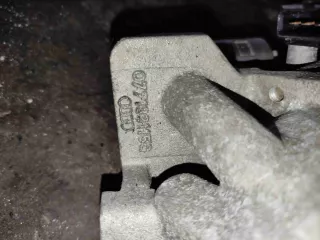 077133115g Заслонка дроссельная   Audi A8 D2 (S8) Арт Aa87, вид 1