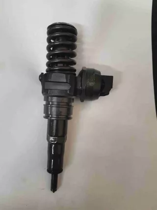 038130073BQ Форсунка топливная   Volkswagen Passat B6 Арт Pasb6bq, вид 1
