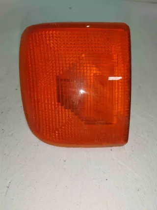 84FG13368AA Поворотник правый   Ford Fiesta 3 Арт Fi361