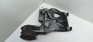 246260-194 Кронштейн компрессора кондиционера Toyota Corolla E110 Арт 2090715