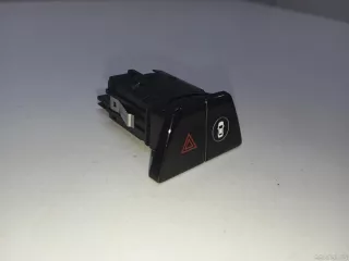 61316993047 BMW Кнопка аварийной сигнализации BMW 7 G11/G12 Арт E23558409, вид 4