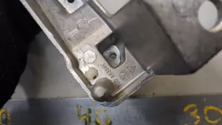 7L0863345 Кронштейн (крепление) Volkswagen Touareg 1 Арт 9337325, вид 3