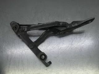  Петля крышки багажника Mazda 3 BK Арт 00245193, вид 1