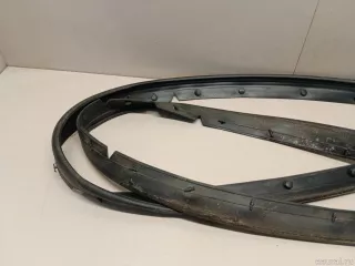 BB5Z16B990A Ford Уплотнитель капота Ford Explorer 5 restailing Арт E23569527, вид 3