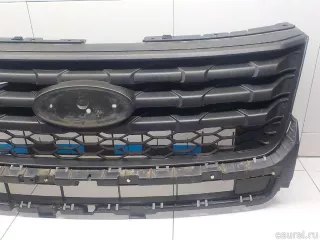 FB5Z8200GB Ford Решетка радиатора Ford Explorer 5 restailing Арт E31085949, вид 4
