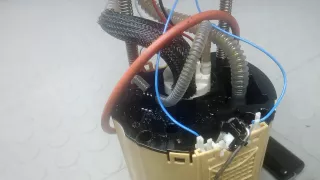 13599393, 13598647, 13509665 Насос топливный электрический Opel Astra K Арт 4GM18M701, вид 2