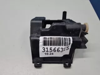 8121048050 Кронштейн противотуманной фары правый Toyota Land Cruiser 200 Арт Z340131, вид 4