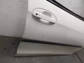 670010D230 Дверь передняя правая белая Toyota Yaris 3 Арт 9391666, вид 4
