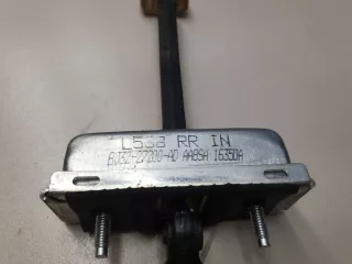 LR027611 Ограничитель двери задней правой Land Rover Range Rover 4 Арт Z250033, вид 3