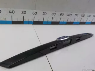 1708809 Ford Накладка двери багажника Ford Focus 2 restailing Арт E41161482, вид 3