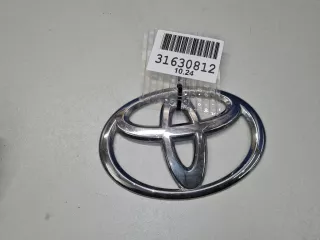9097502195 Эмблема решетки радиатора Toyota Aygo 2 Арт ZAP340886