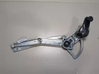 A6317200946 Стеклоподъемник правый передний Mercedes 100 Арт 8523749