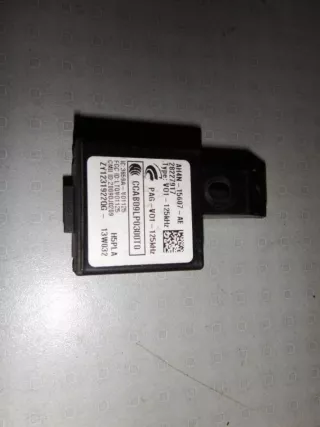 AH4N15607AE Антенна Land Rover Discovery sport Арт 155309_4, вид 1
