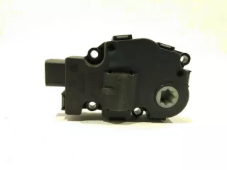 A1669060008 Моторчик заслонки печки Mercedes ML/GLE W166 Арт 2541907_8, вид 1