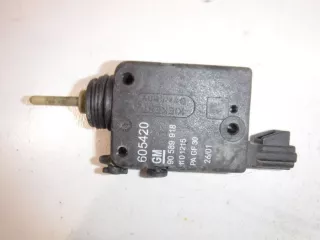90589918 Активатор замка багажника Opel Zafira A Арт 3969101_2, вид 1