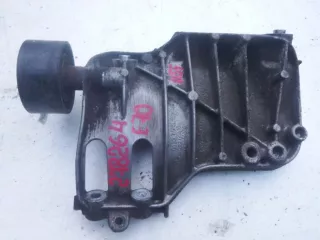 64557585167 Кронштейн компрессора кондиционера BMW 1 F20/F21 Арт 214402_3, вид 1