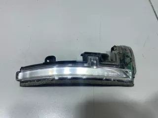 LR027945 Повторитель поворотника правый Land Rover Range Rover 4 Арт 6194789_3, вид 1