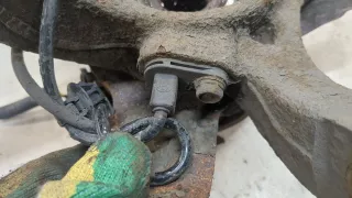 5175039603,51755A4100,51715A4000 Ступица передняя левая Kia Carens 4 Арт 9432788, вид 4