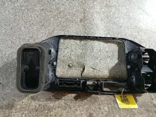 5M0858071K Накладка декоративная центральной консоли Volkswagen Tiguan 1 Арт 46023071752, вид 5
