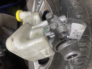 5175704AA,5175705AA Цилиндр тормозной главный Dodge Caliber Арт 8947151, вид 5