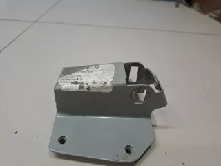 5C6827302D Кронштейн петли крышки багажника правый Volkswagen Jetta 6 Арт ZAP341764, вид 1