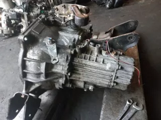 G4GF КПП механическая (МКПП) Hyundai Coupe RD Арт EM32-40- 818, вид 3