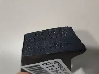 5C6823729 Уплотнитель капота Volkswagen Jetta 6 Арт Z341748, вид 2