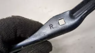 C23558210C Петля двери передней правой черная Mazda 5 1 Арт 9458650, вид 3