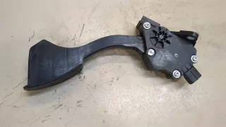 7811047050,1988001970 Педаль газа Toyota Prius 4 Арт 9230286, вид 1