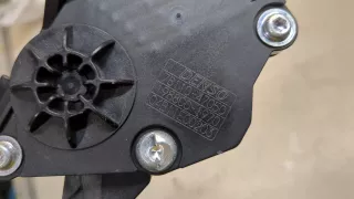 7811047050,1988001970 Педаль газа Toyota Prius 4 Арт 9230286, вид 3