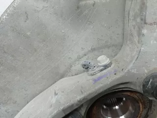 84453668,13549864 Кулак поворотный левый Chevrolet Silverado Арт 00258034, вид 2