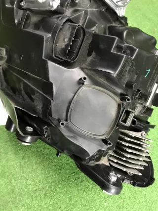 A1669062203 фара правая mer Mercedes C W205 Арт DIZ0000006992675, вид 32